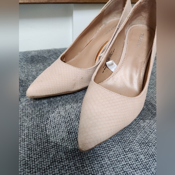 Merona Nude Heels - 7.5 - Picture 4 of 6
